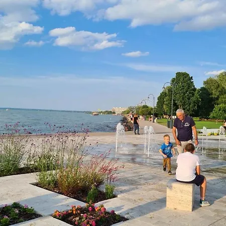 Apartamento Várlak Apartmans ✷ ✷ ✷