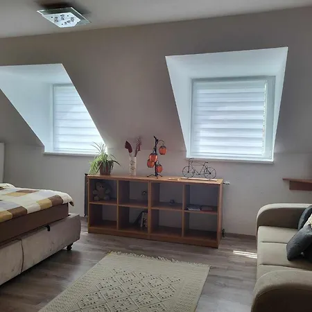 Apartament Varlak Apartmans ✷ ✷ ✷ Siófok