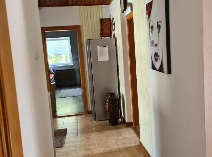 דירה Varlak Apartmans ✷ ✷ ✷ שיופוק