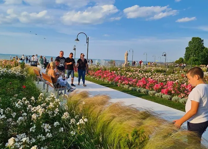 Varlak Apartmans ✷ ✷ ✷ דירה