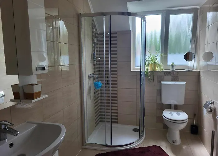 Varlak Apartmans ✷ ✷ ✷ Apartmán *