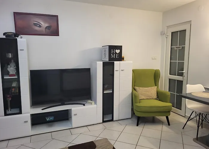 Apartmán Varlak Apartmans ✷ ✷ ✷