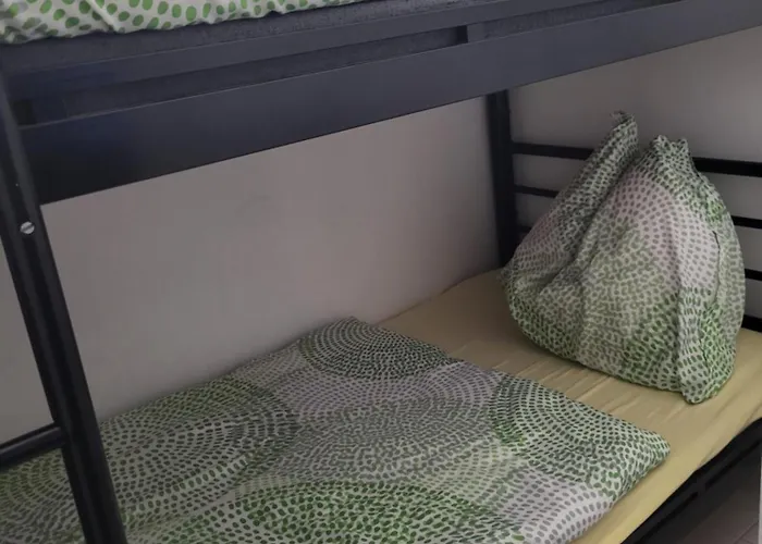 Varlak Apartmans ✷ ✷ ✷ דירה